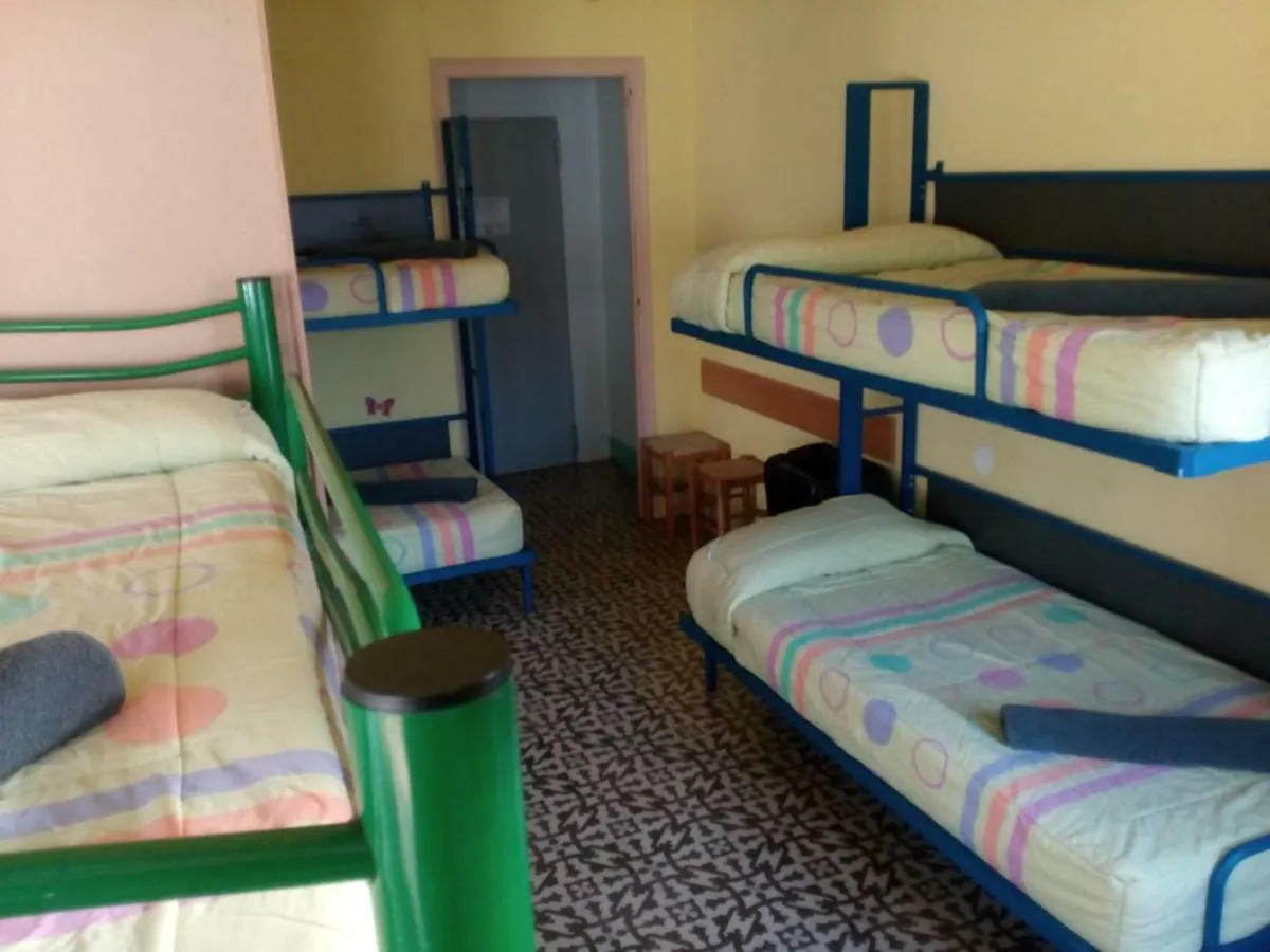 Guest house Alberg Sprint Banyoles Spain