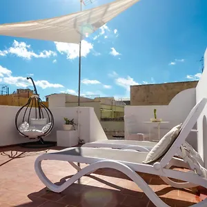 https://travelers-house-casa-dona-carmela.in-canary-islands.com