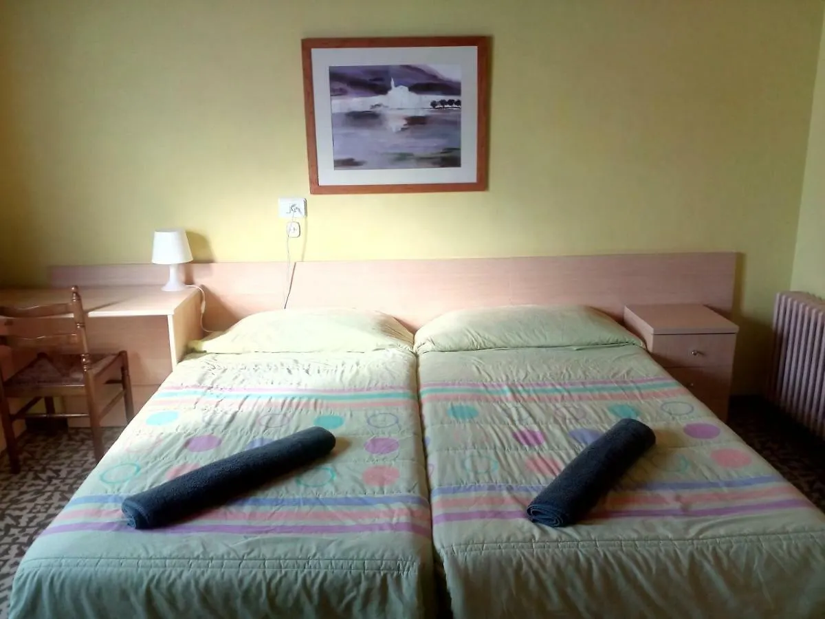 Alberg Sprint Banyoles Guest house
