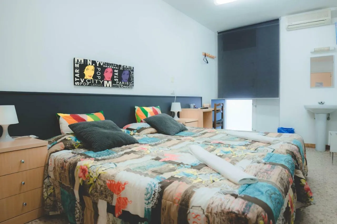 Guest house Alberg Sprint Banyoles Spain