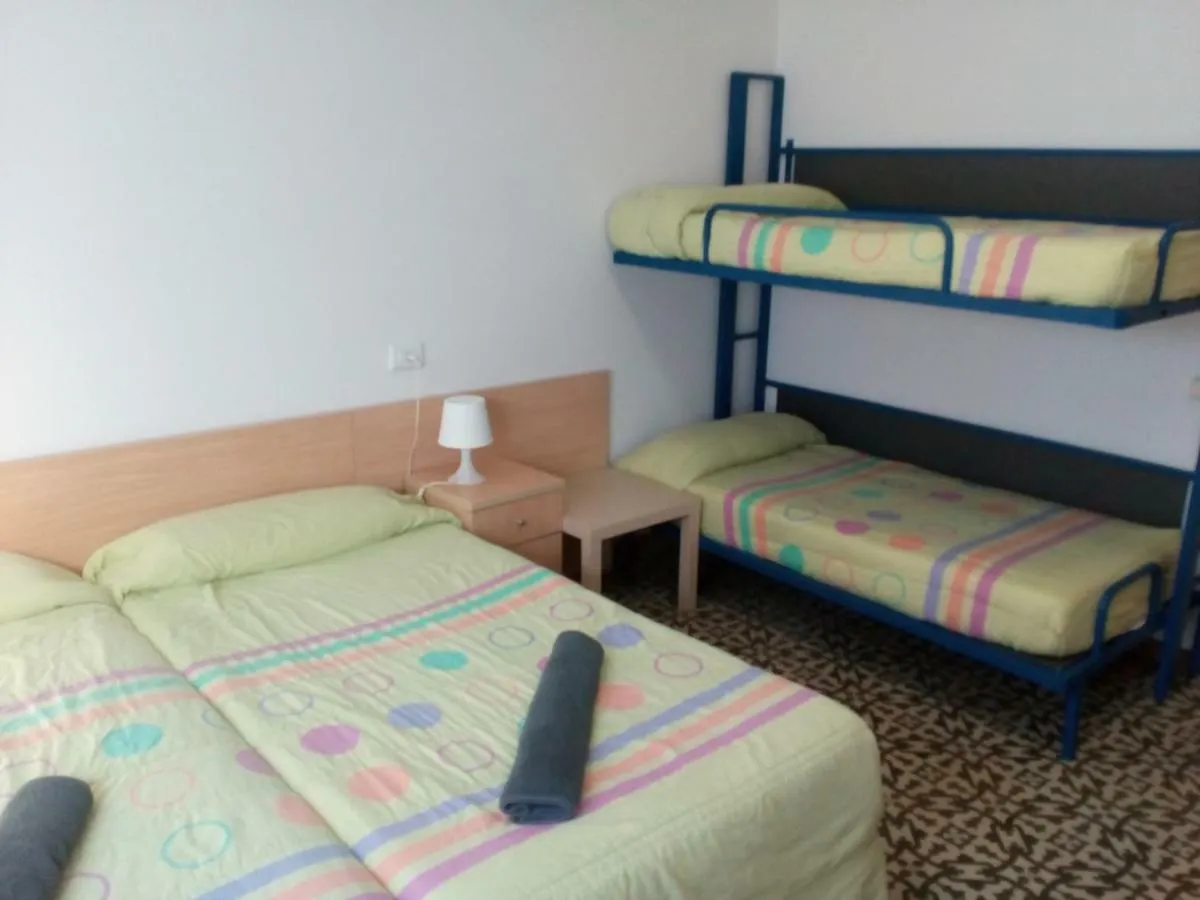Alberg Sprint Banyoles Guest house